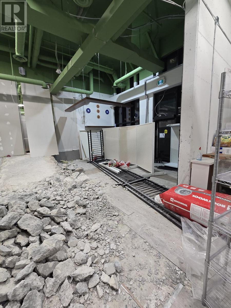 159 - 405 Dundas Street W, Oakville, Ontario  L6M 5P9 - Photo 6 - W12683950