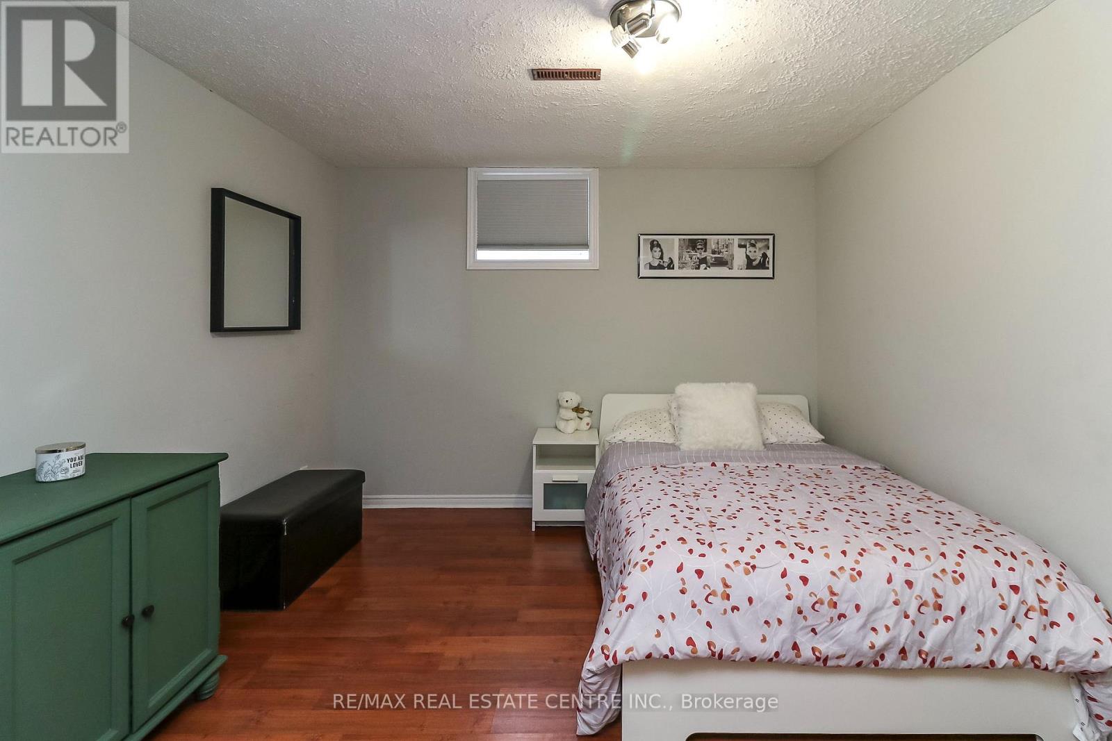 39 Cardinal Street, Barrie, Ontario  L4M 6C9 - Photo 37 - S12756818