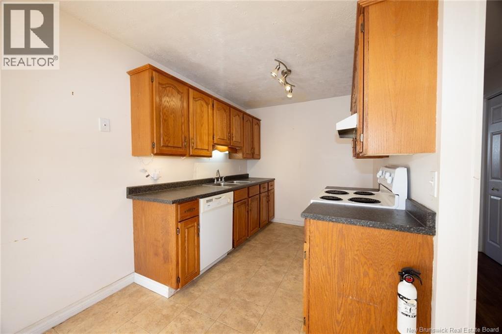 50 Colwell Drive Unit# 16, Fredericton, New Brunswick  E3A 6R3 - Photo 4 - NB133164