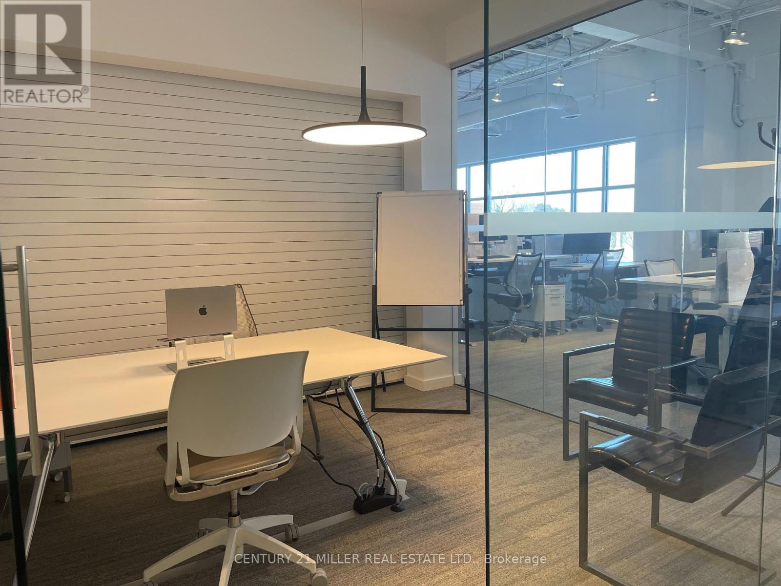 14-A - 225 Speers Road, Oakville, Ontario  L6K 0J4 - Photo 8 - W12752076