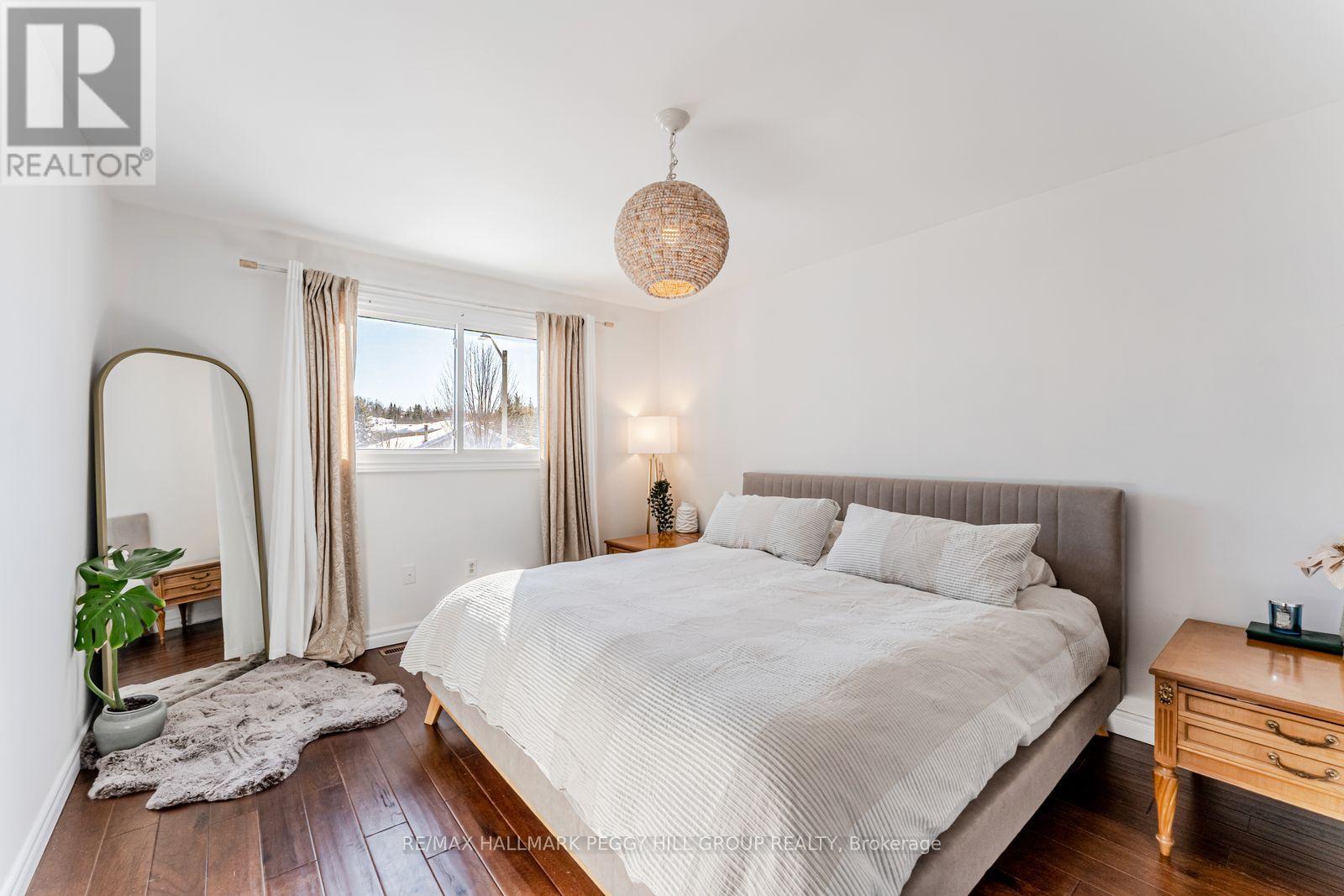 6 James Street, Barrie, Ontario  L4N 6M4 - Photo 6 - S12757614