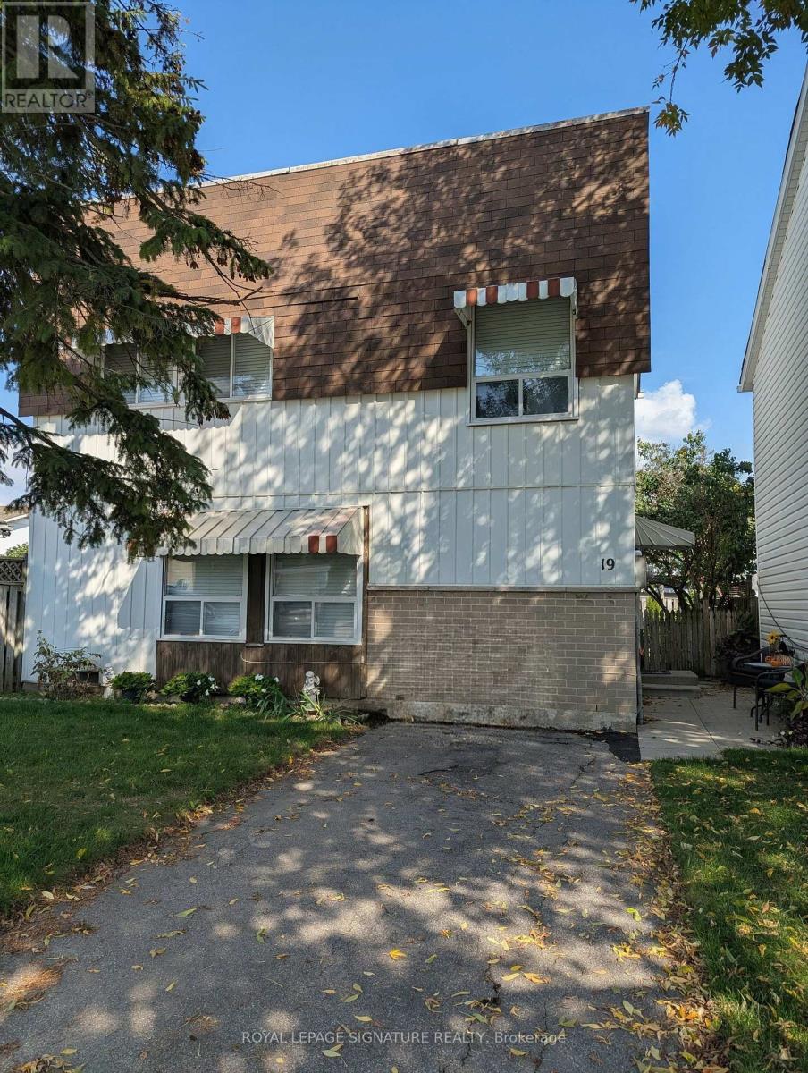 19 Grand River Court, Brampton, Ontario  L6S 2J8 - Photo 46 - W12752404