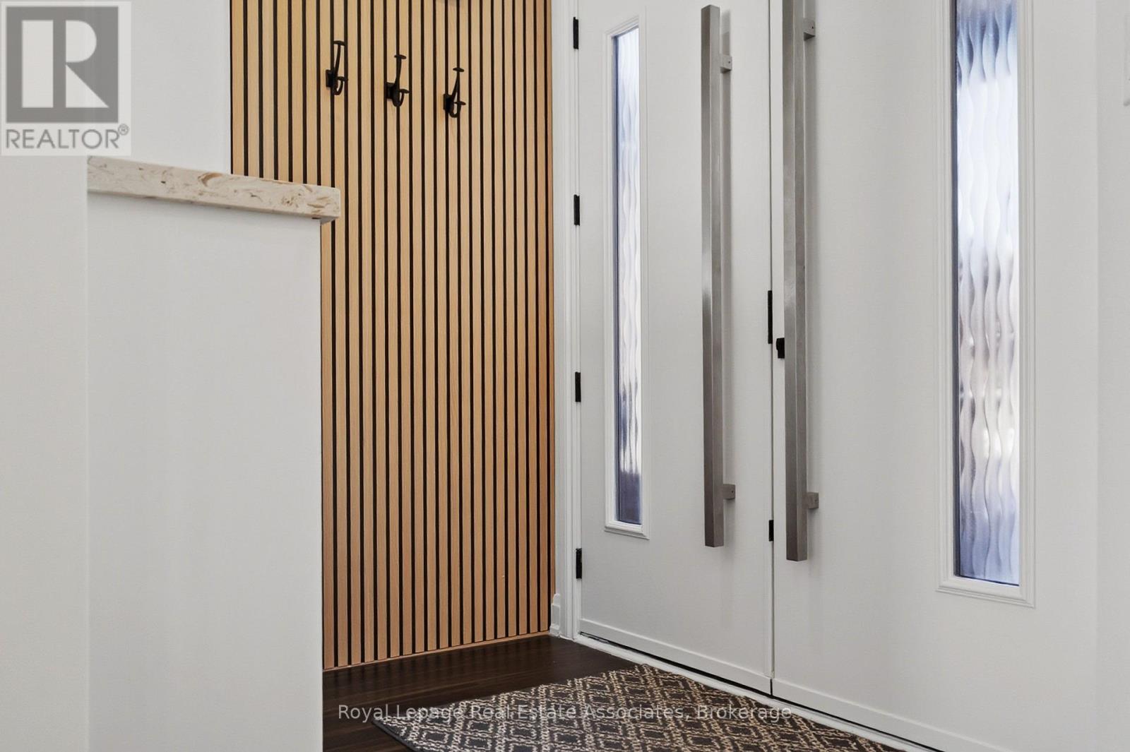 5836 Terrapark Trail, Mississauga, Ontario  L5M 6S1 - Photo 7 - W12753814