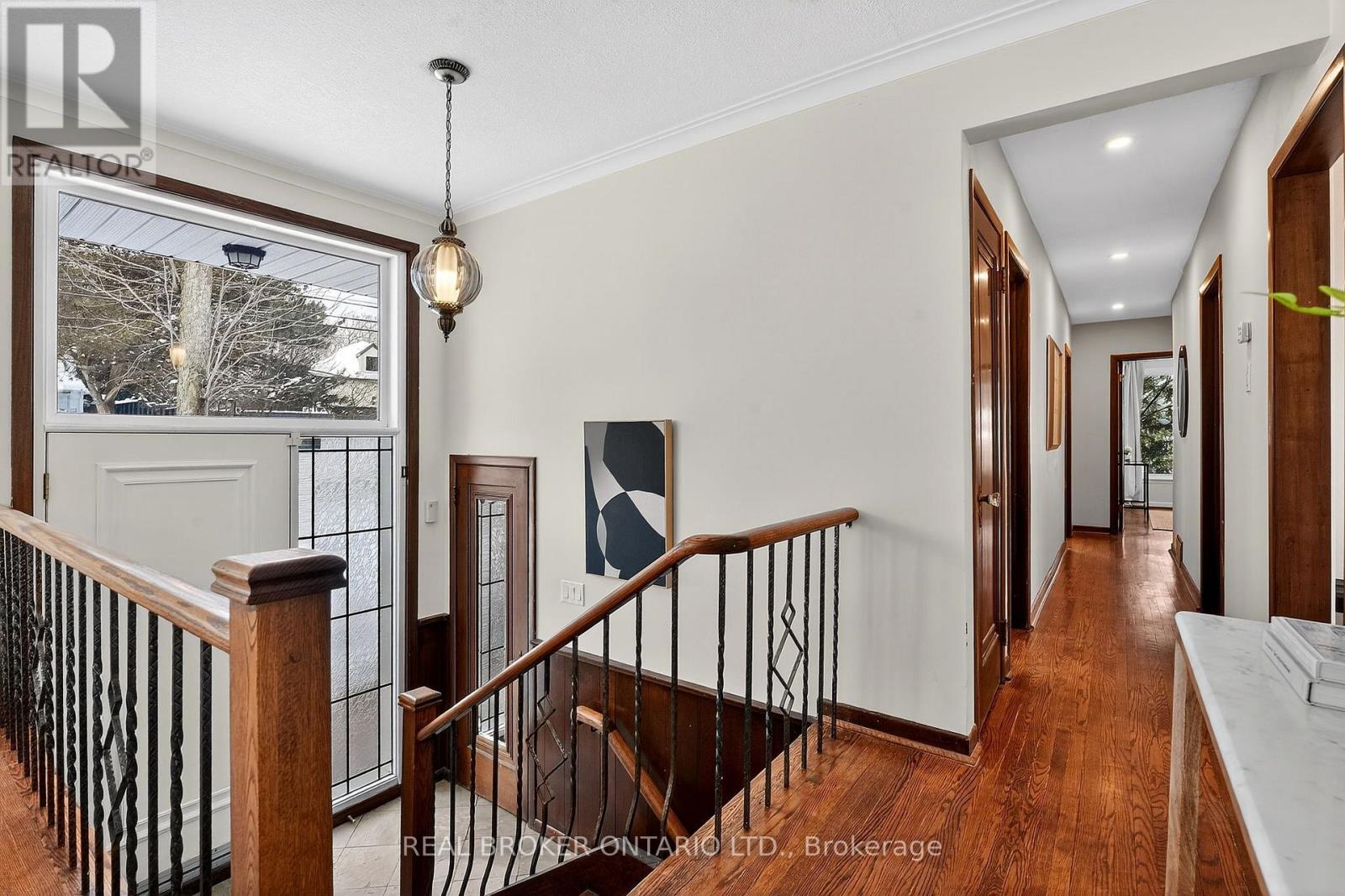 1269 Royal York Road, Toronto, Ontario  M9A 4C4 - Photo 20 - W12753972