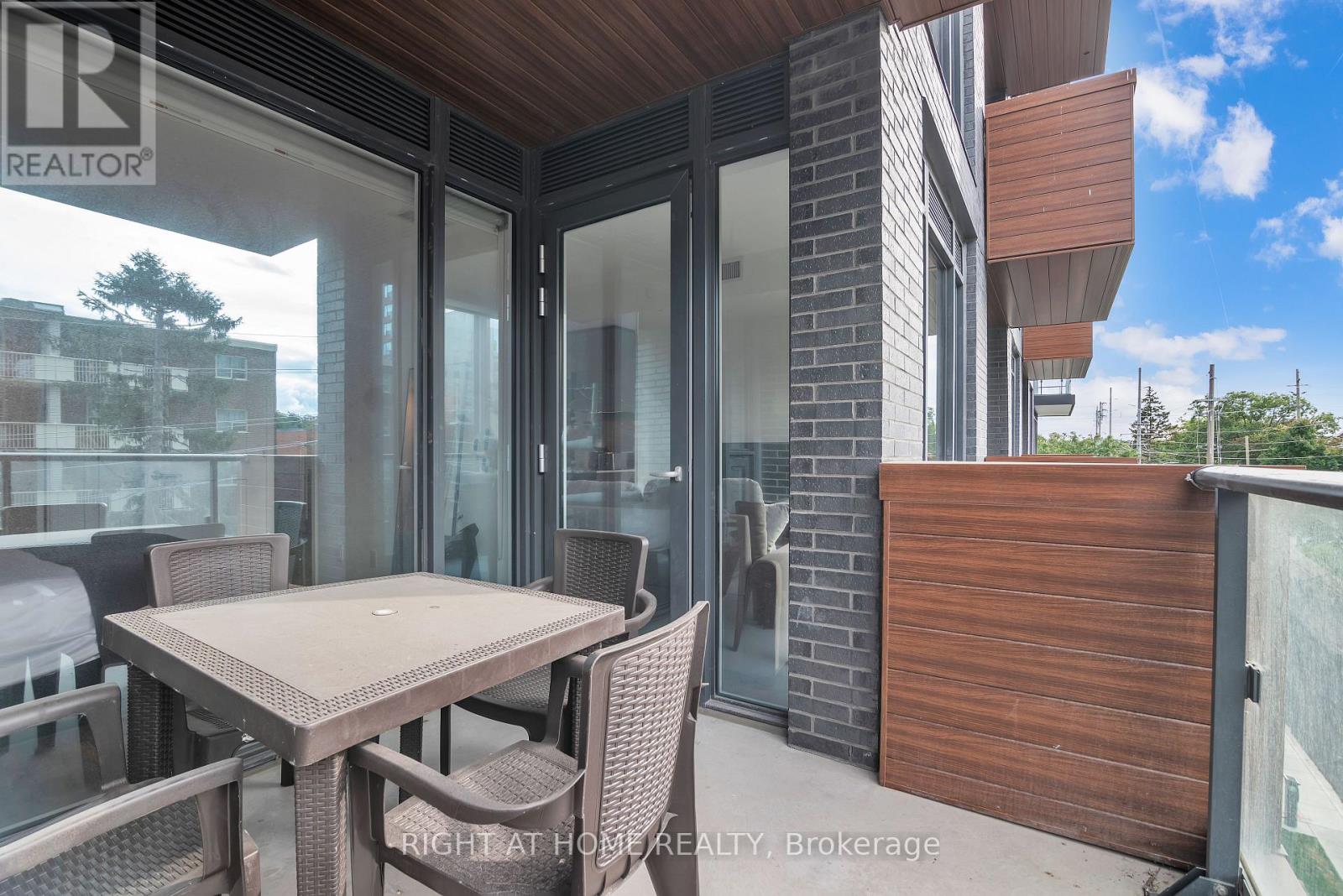 512 - 21 Park Street E, Mississauga, Ontario  L5G 0C2 - Photo 22 - W12754766