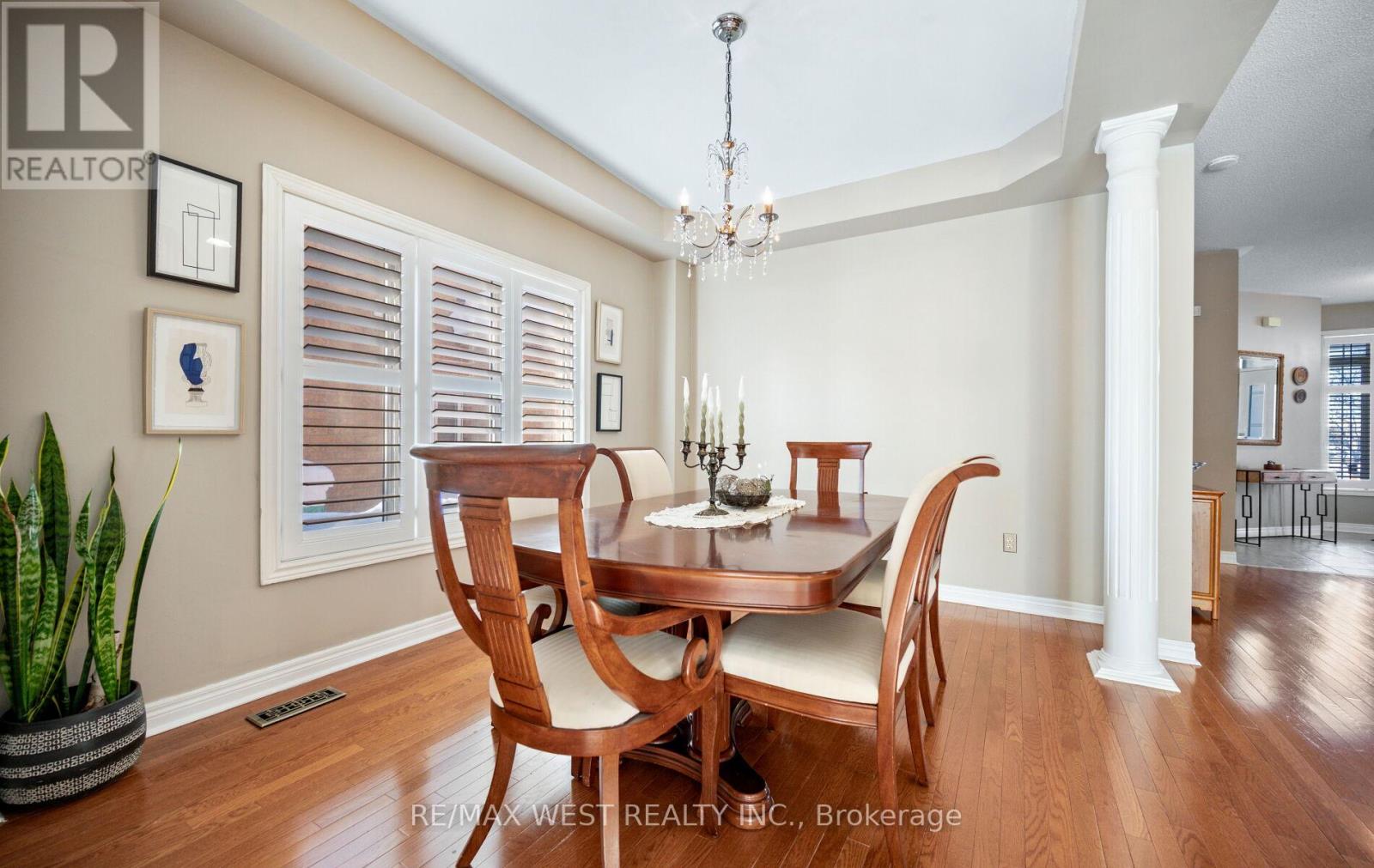 3374 Artesian Drive, Mississauga, Ontario  L5M 7J9 - Photo 12 - W12754920