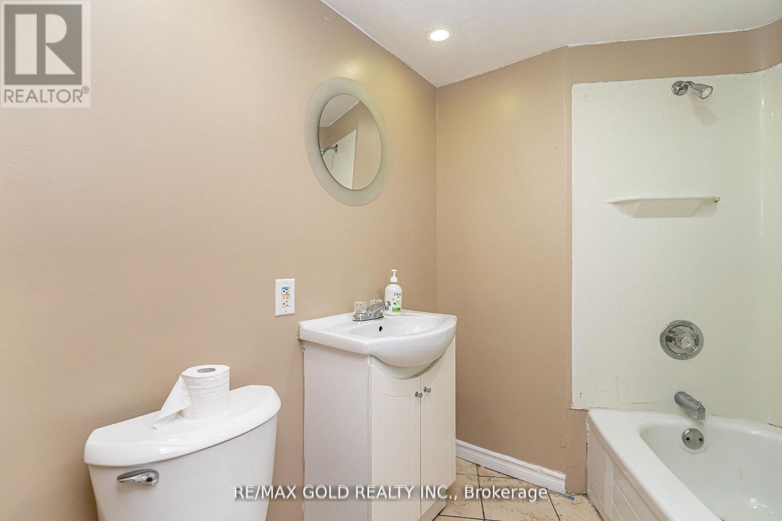 41 Aberdeen Crescent, Brampton (Avondale), Ontario  L6T 2P8 - Photo 34 - W12756660