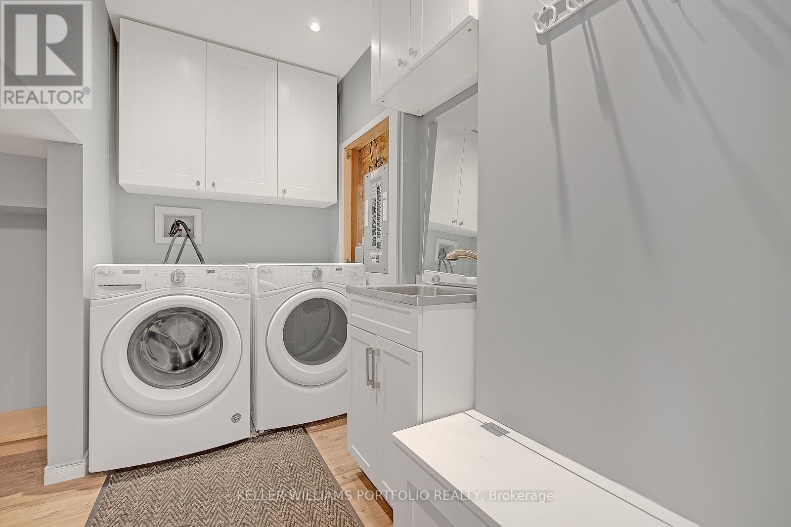 650 Holly Avenue, Milton, Ontario  L9T 0G3 - Photo 6 - W12756714