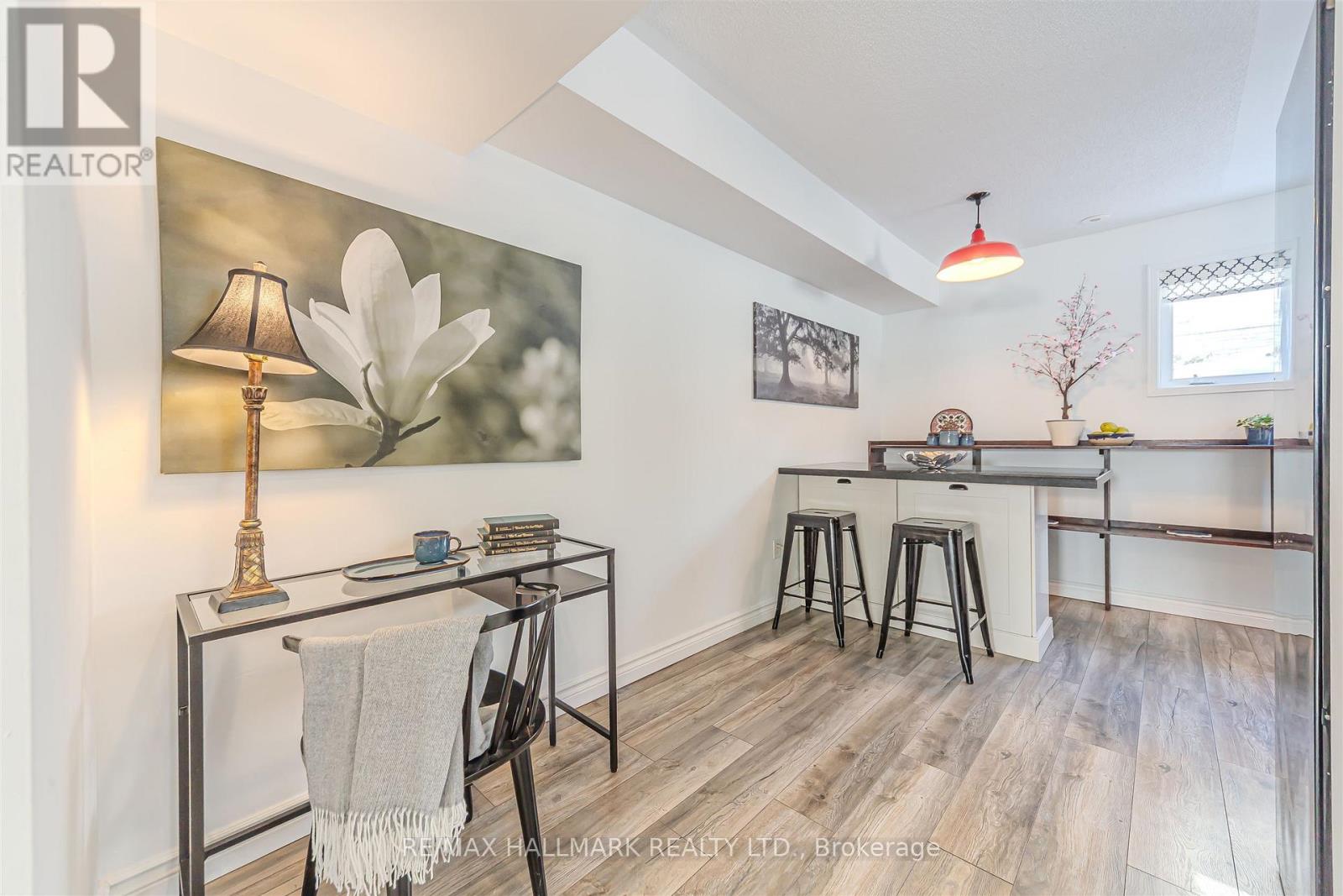 101 - 10 Turntable Crescent, Toronto, Ontario  M6H 4K9 - Photo 13 - W12756098