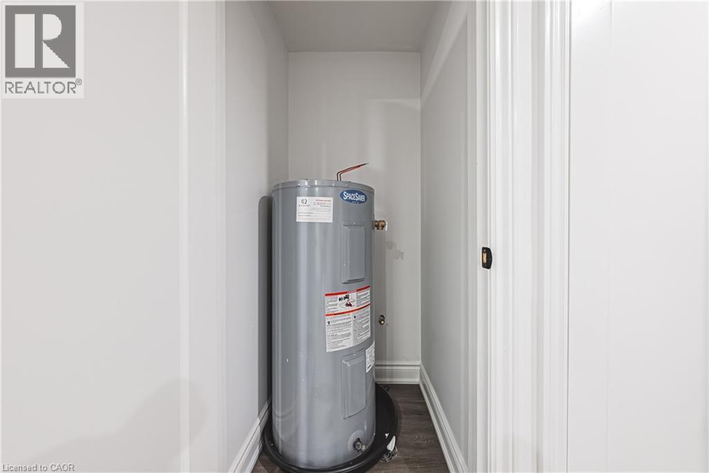 1127 Main Street E, Hamilton, Ontario  L8M 1P2 - Photo 35 - 40802994