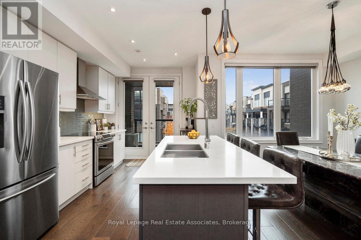 3076 Cascade Common, Oakville, Ontario  L6H 0R7 - Photo 8 - W12756786