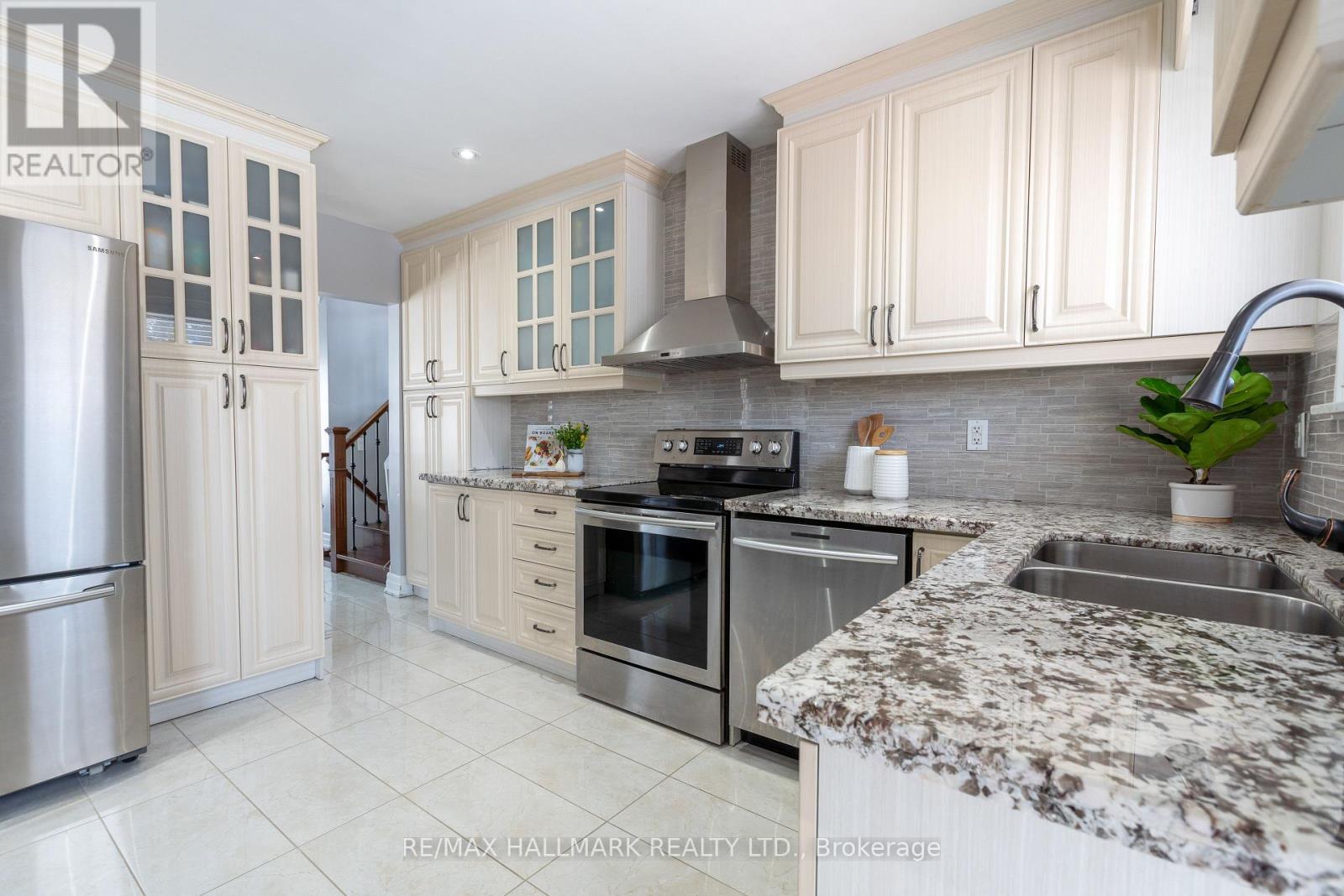 16 Marblehead Road, Toronto, Ontario  M9R 3B6 - Photo 16 - W12756268