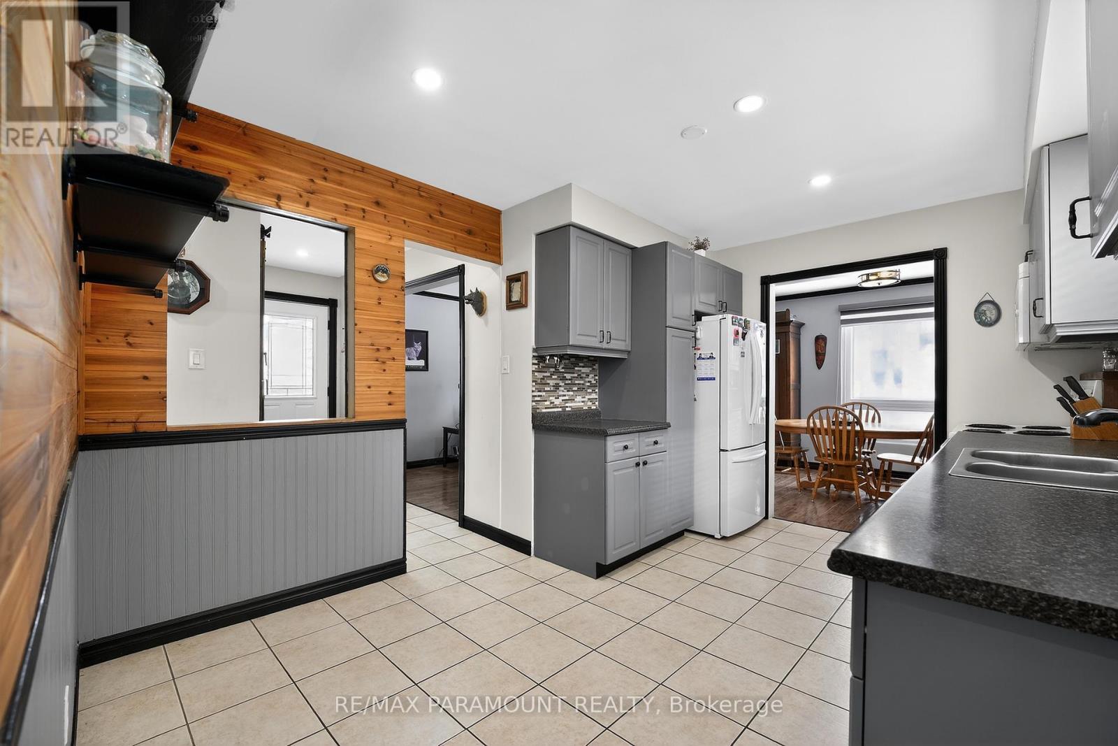 202 Archdekin Drive, Brampton (Madoc), Ontario  L6V 1Z1 - Photo 16 - W12756510