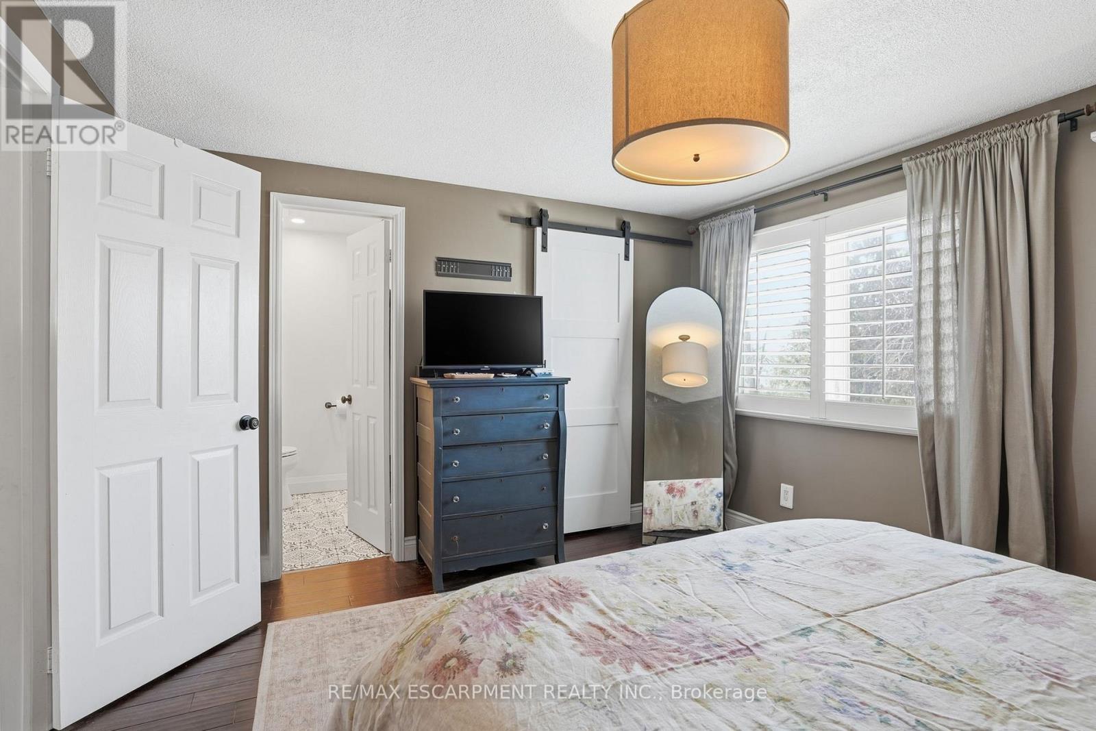 2018 Chrisdon Road, Burlington, Ontario  L7M 3W8 - Photo 23 - W12756586