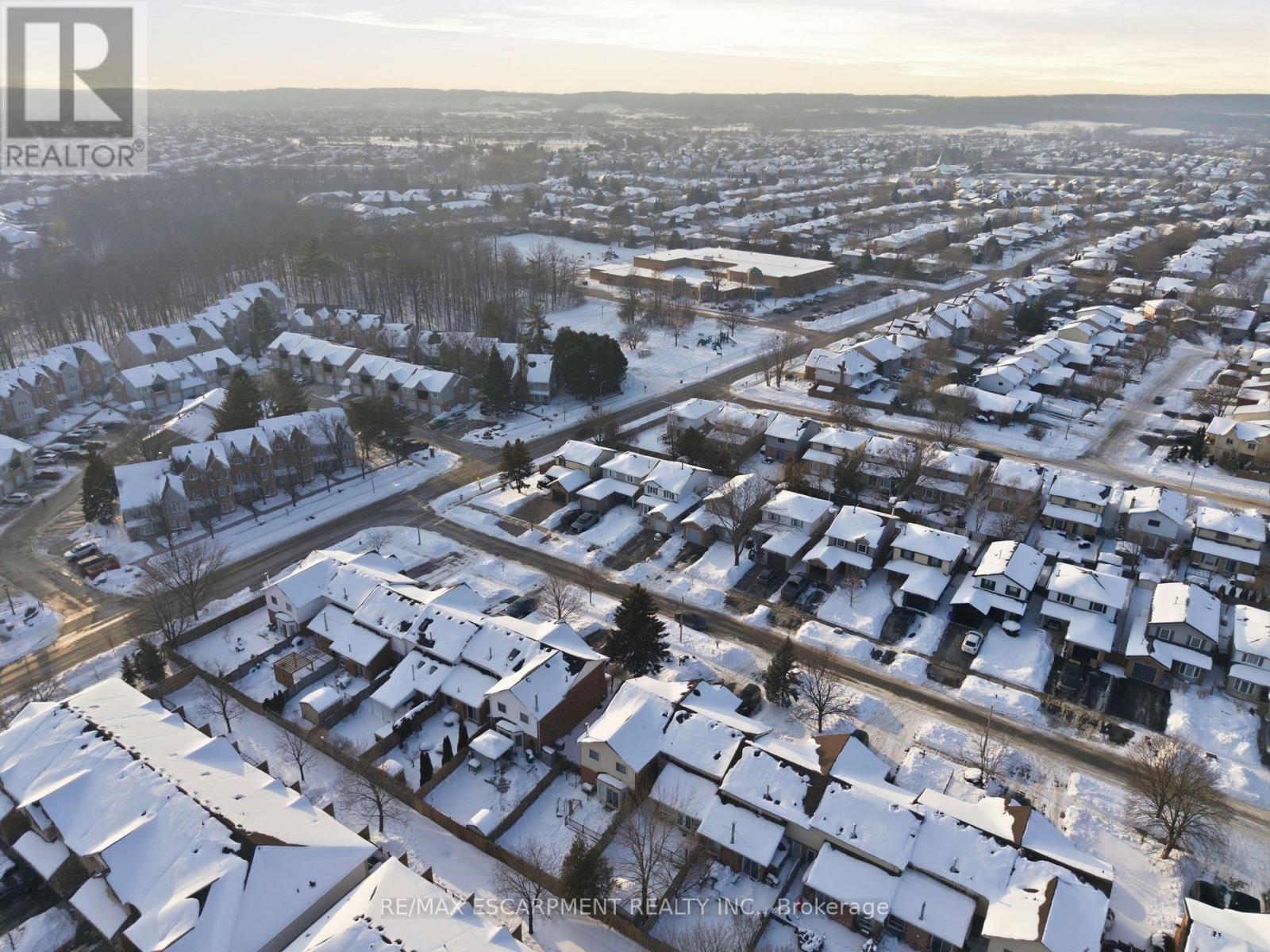 2018 Chrisdon Road, Burlington, Ontario  L7M 3W8 - Photo 35 - W12756586