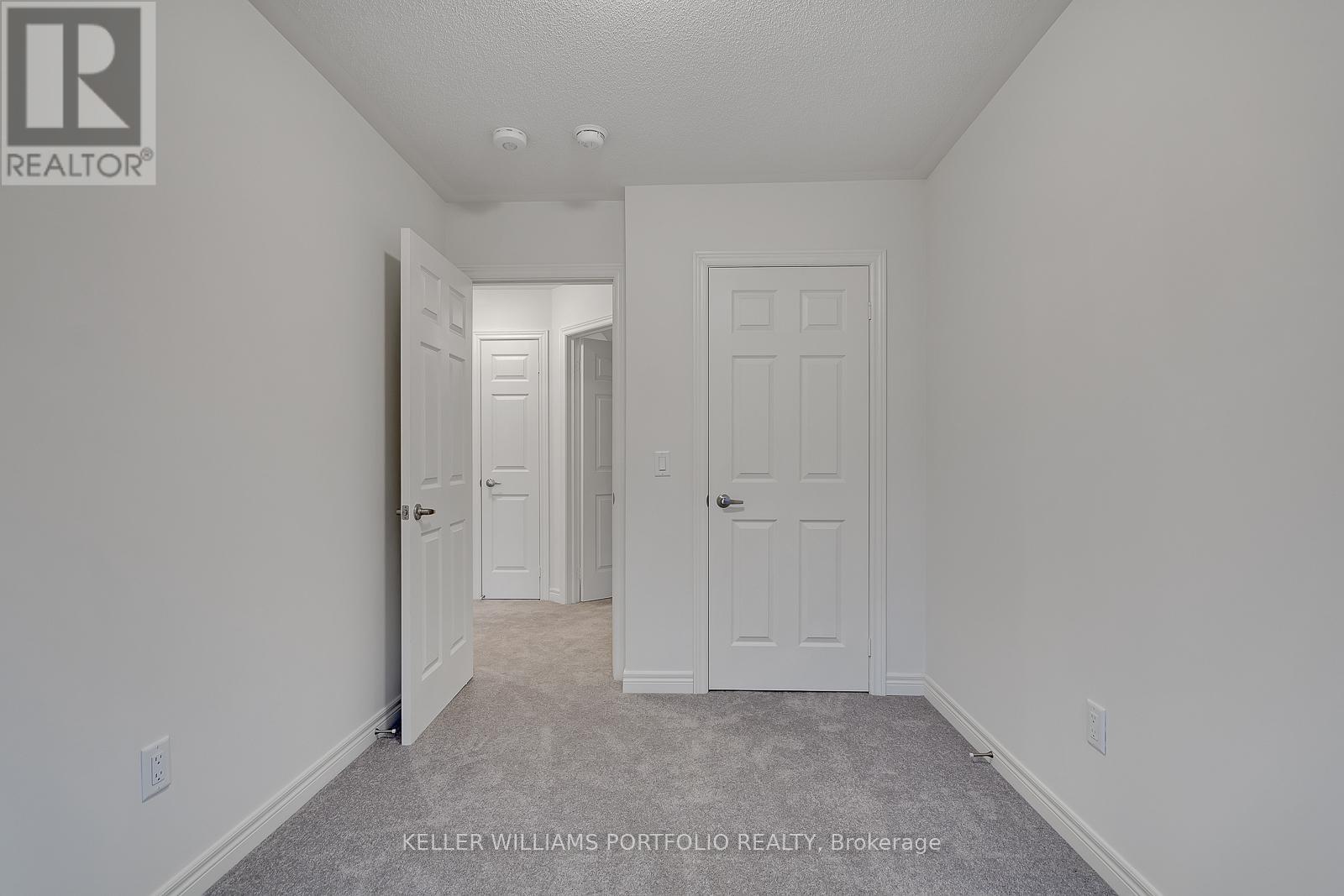 481 Manhattan Common, Oakville, Ontario  L6H 3P6 - Photo 29 - W12756892