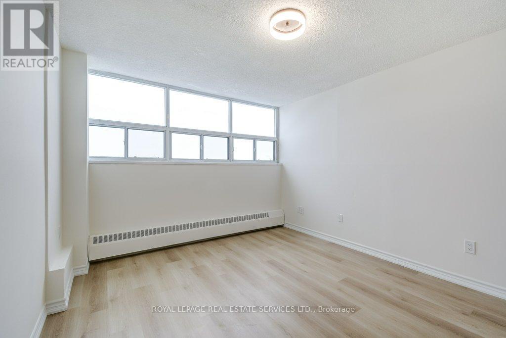 907 - 212 Kerr Street, Oakville (Co Central), Ontario  L6K 3B1 - Photo 27 - W12756618