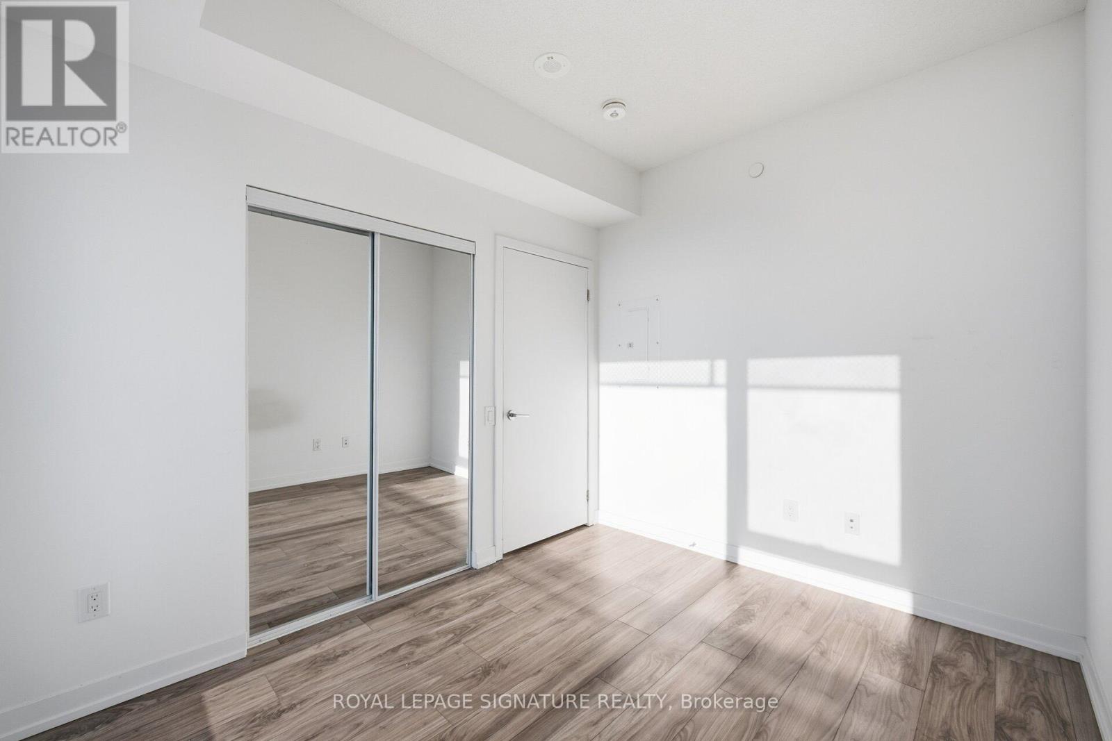 2309 - 4065 Confederation Parkway, Mississauga, Ontario  L5B 0L4 - Photo 9 - W12756944