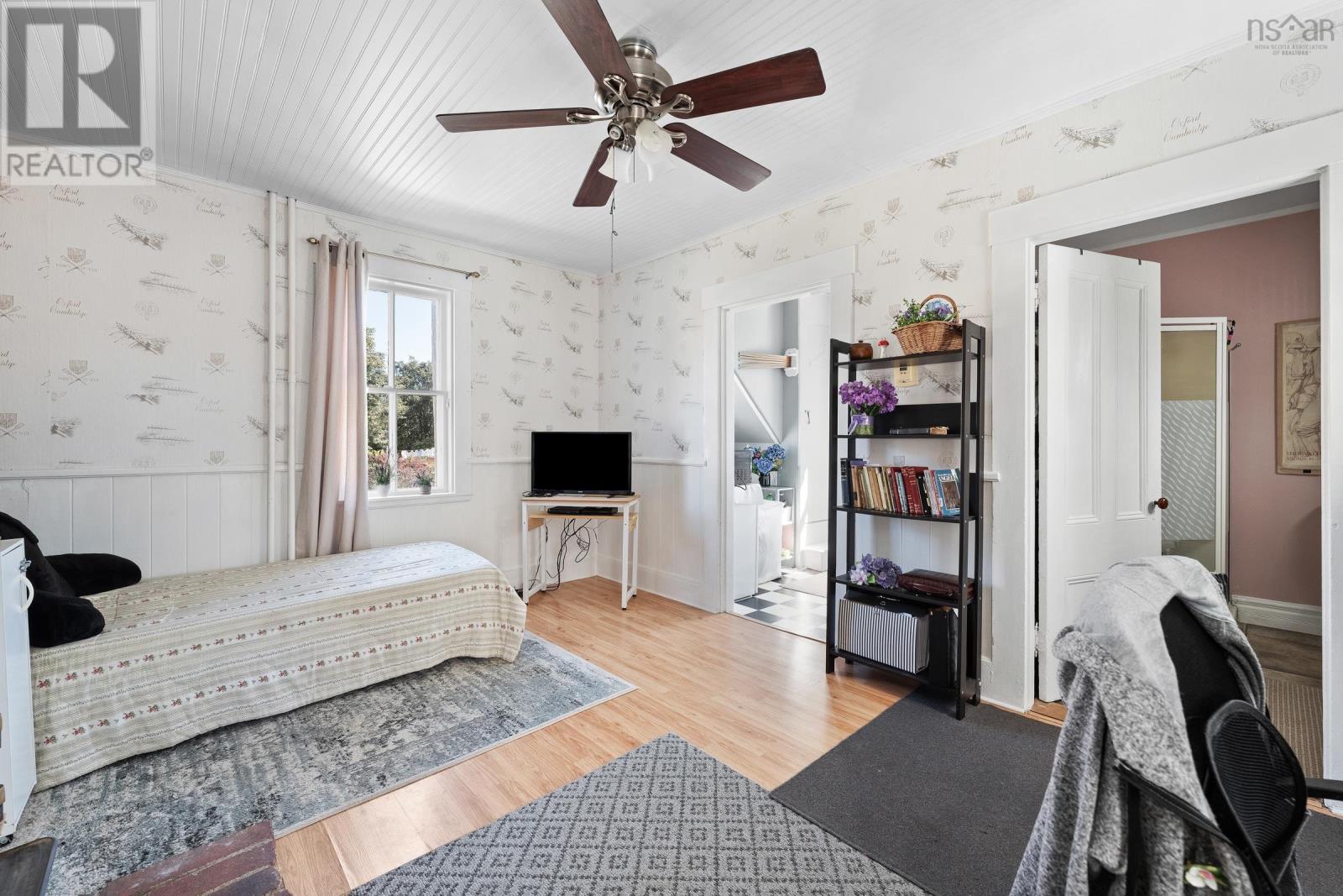 15 Brunswick Street, Yarmouth, Nova Scotia  B5A 2E2 - Photo 25 - 202523340