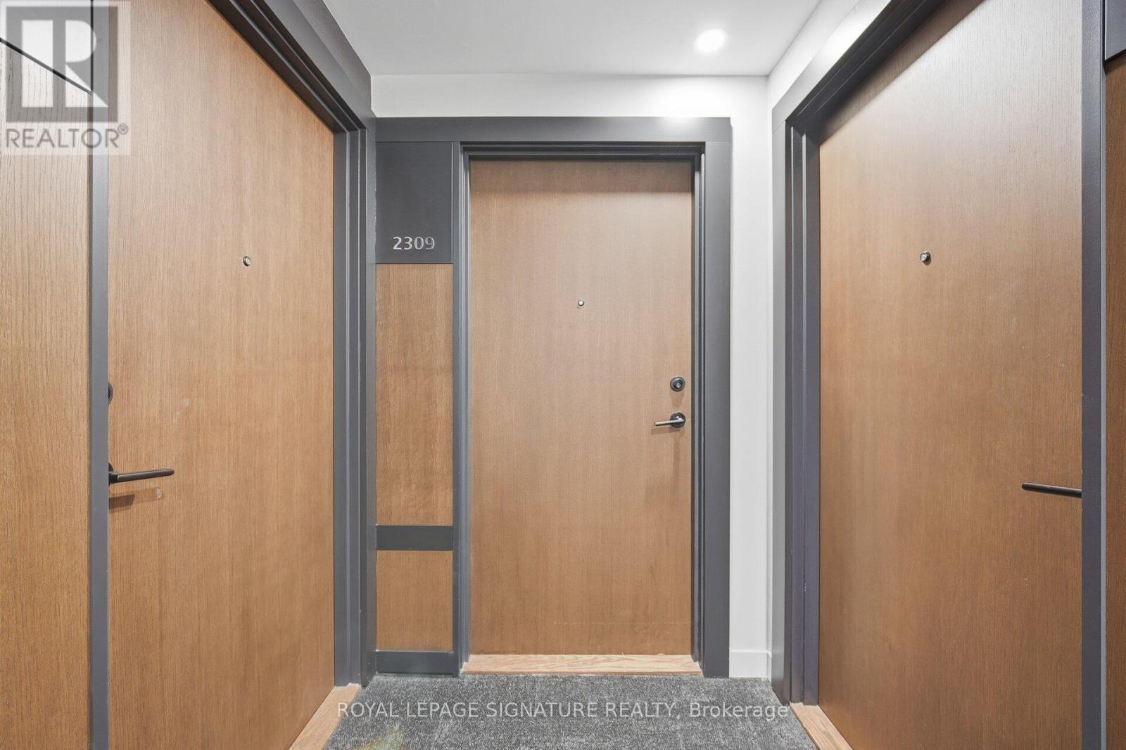 2309 - 4065 Confederation Parkway, Mississauga, Ontario  L5B 0L4 - Photo 2 - W12756944