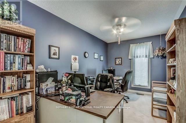 47 Hartnell Square, Brampton, Ontario  L6S 5W8 - Photo 9 - W12757088