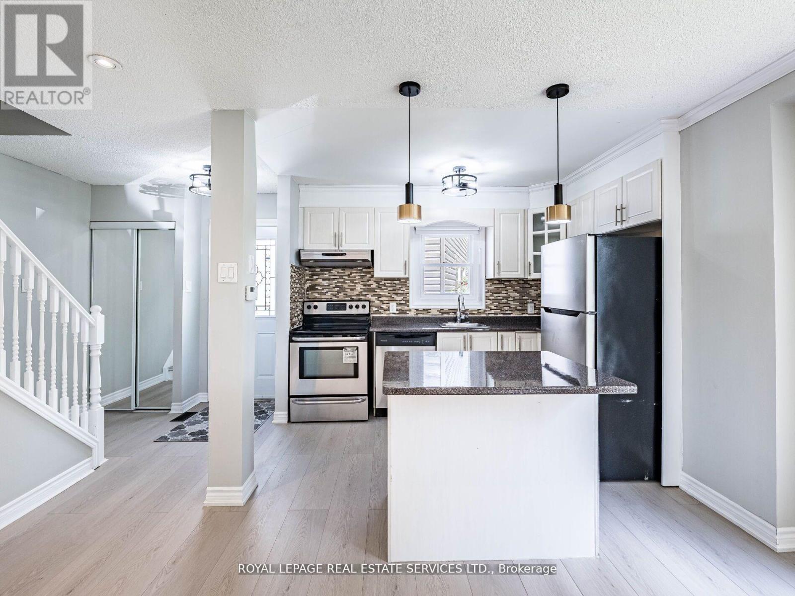 20 Handel Court, Brampton, Ontario  L6S 1Y4 - Photo 12 - W12757090