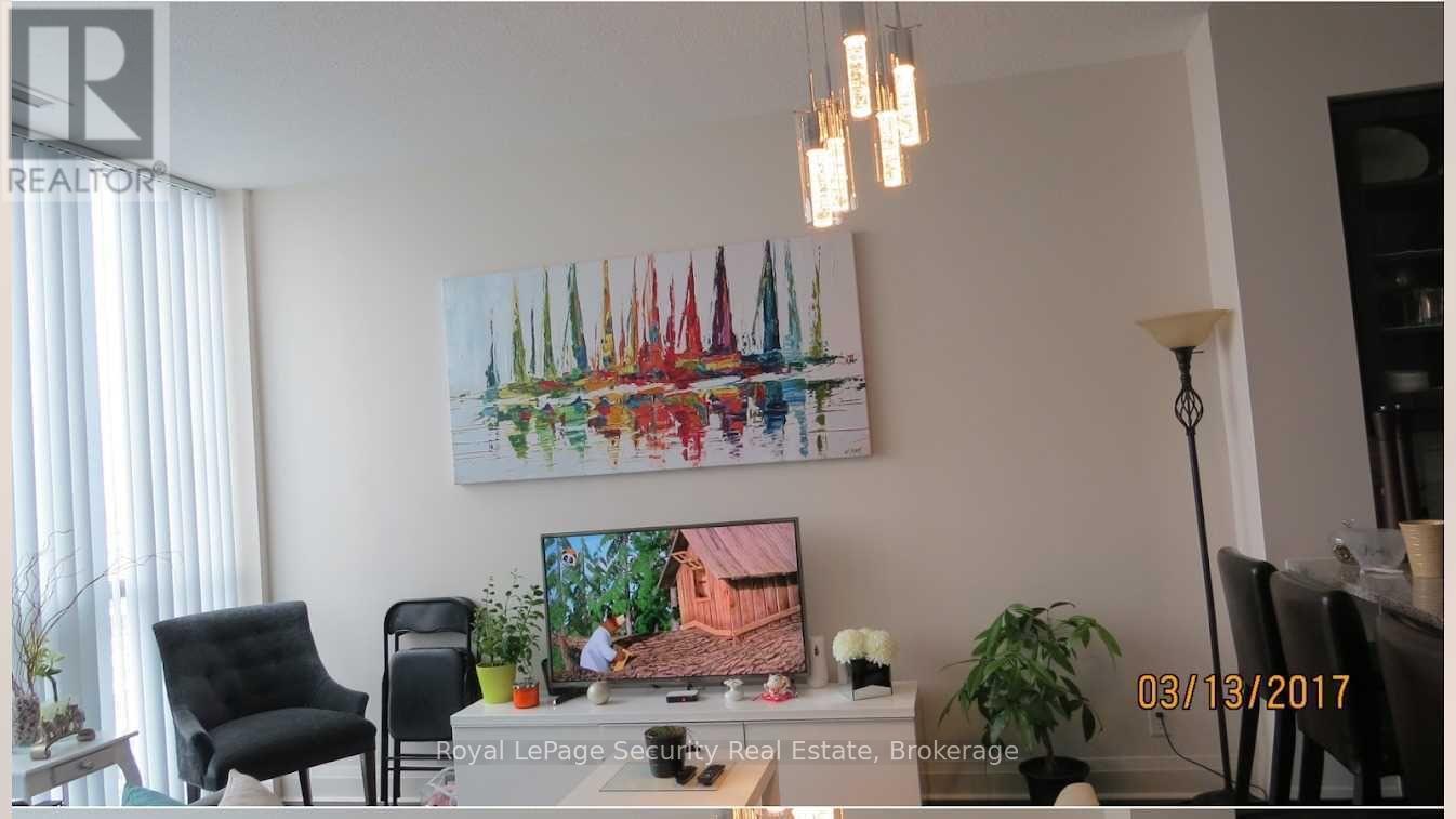 612 - 1185 The Queensway, Toronto, Ontario  M8Z 1R4 - Photo 10 - W12757092