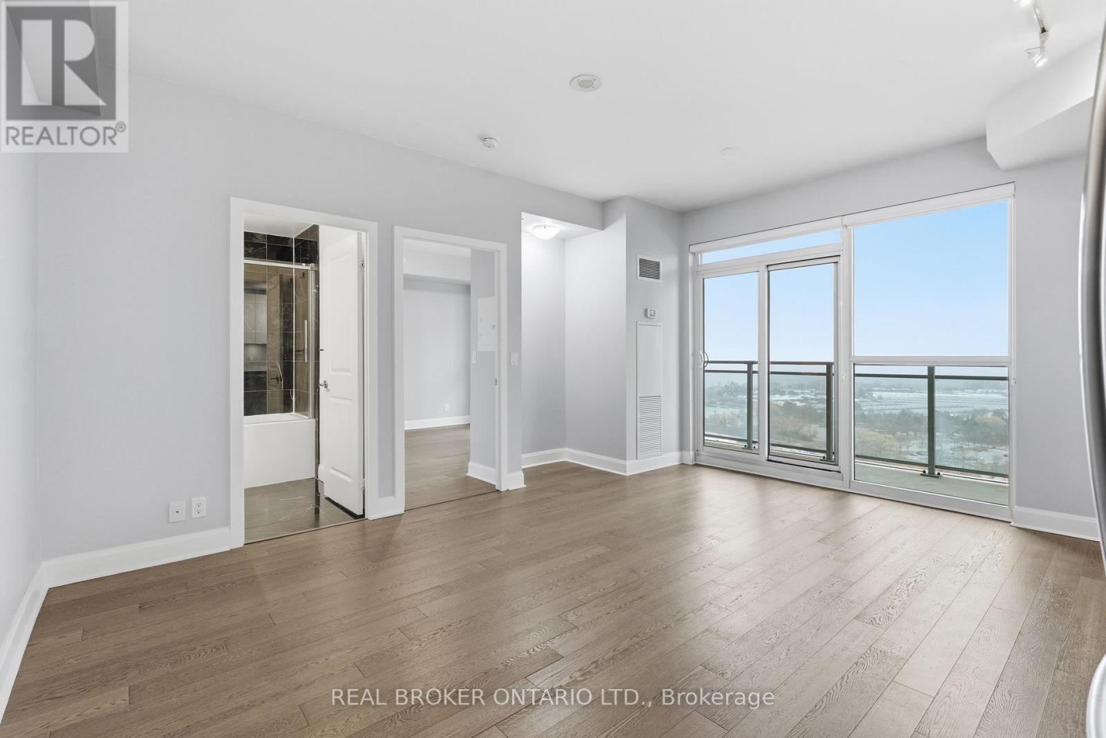 1801 - 33 Shore Breeze Drive, Toronto, Ontario  M8V 0G1 - Photo 5 - W12757006