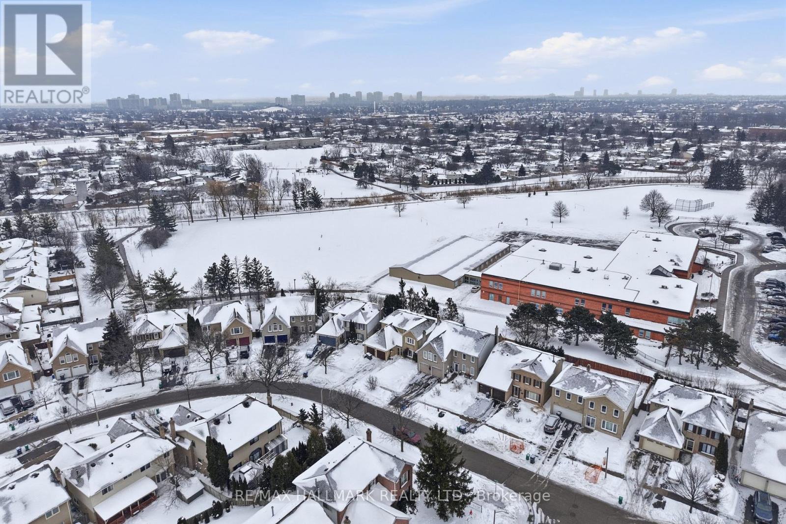 92 Jaffa Drive, Brampton, Ontario  L6S 4C6 - Photo 46 - W12757066