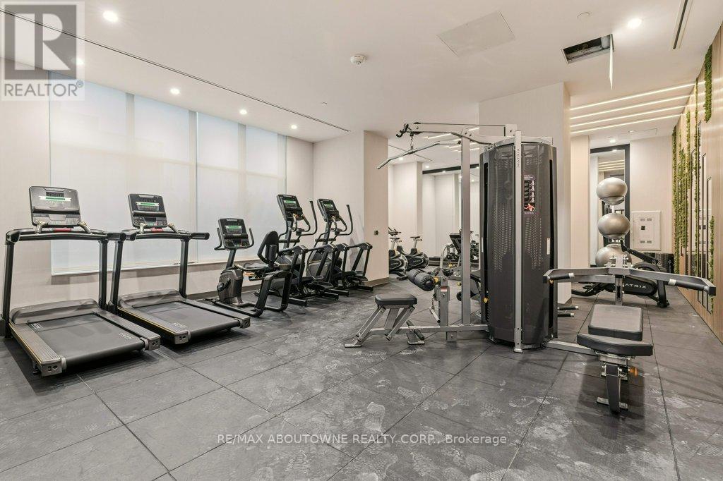 Ph3 - 500 Plains Road E, Burlington, Ontario  L7T 0C8 - Photo 7 - W12757046