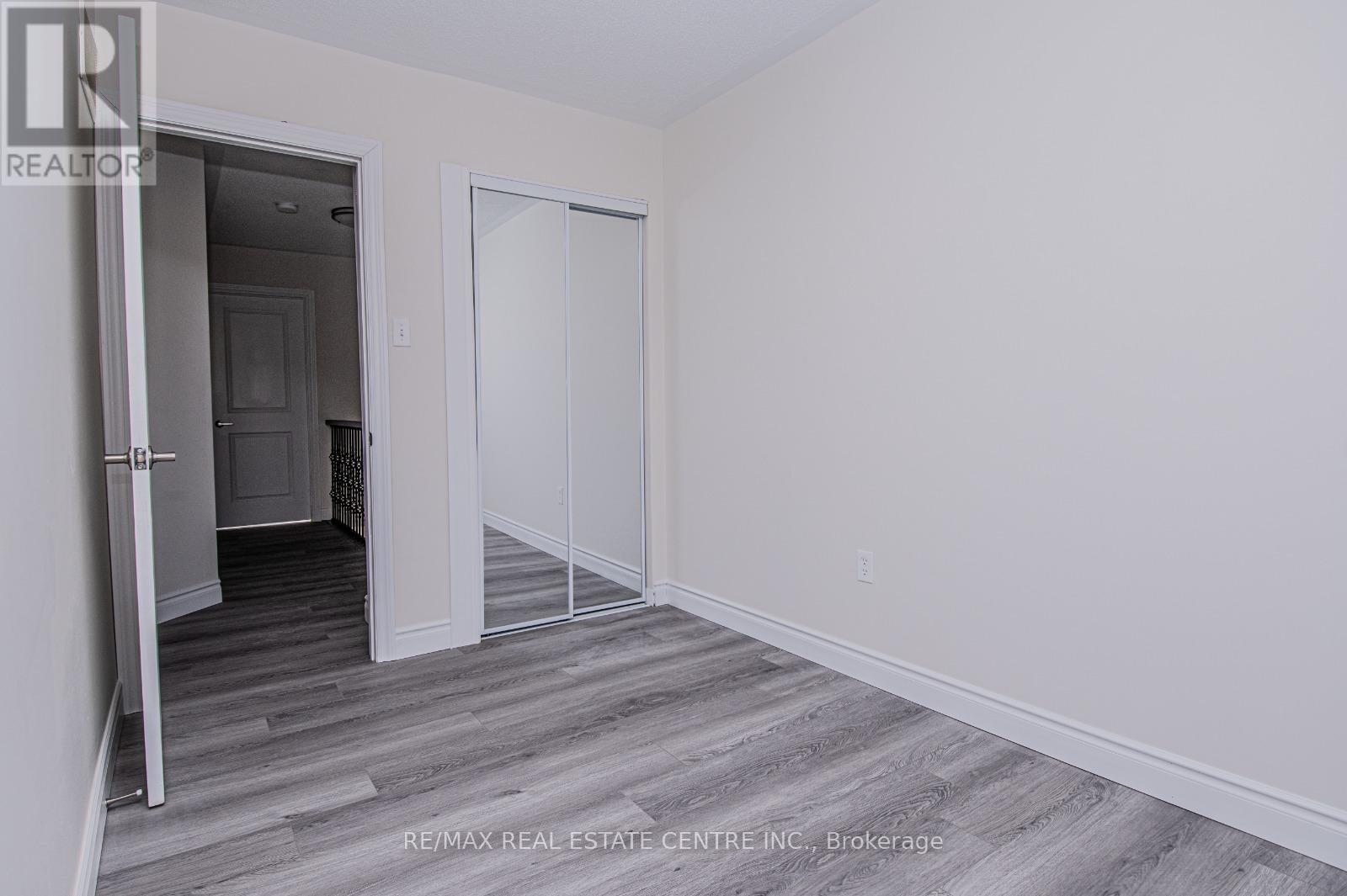 5685 Retreat Street, Mississauga, Ontario  L5R 0B4 - Photo 23 - W12757288