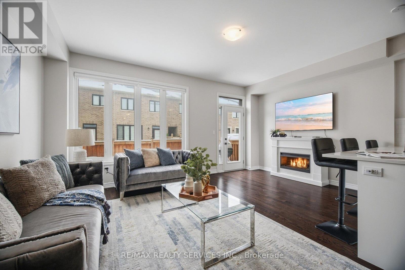 1417 Watercress Way, Milton, Ontario  L9E 1T7 - Photo 2 - W12757314