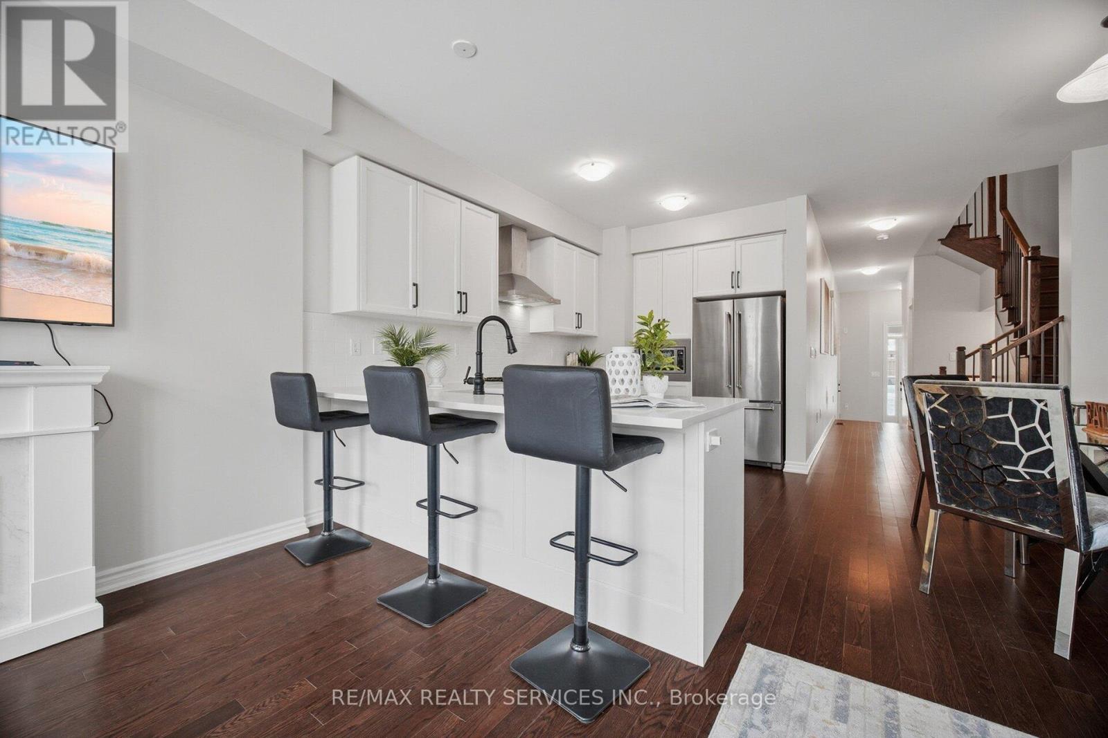 1417 Watercress Way, Milton, Ontario  L9E 1T7 - Photo 11 - W12757314