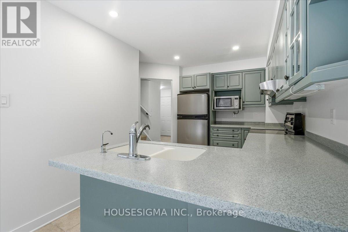 30 - 3600 Colonial Drive, Mississauga, Ontario  L5L 5P5 - Photo 10 - W12757332