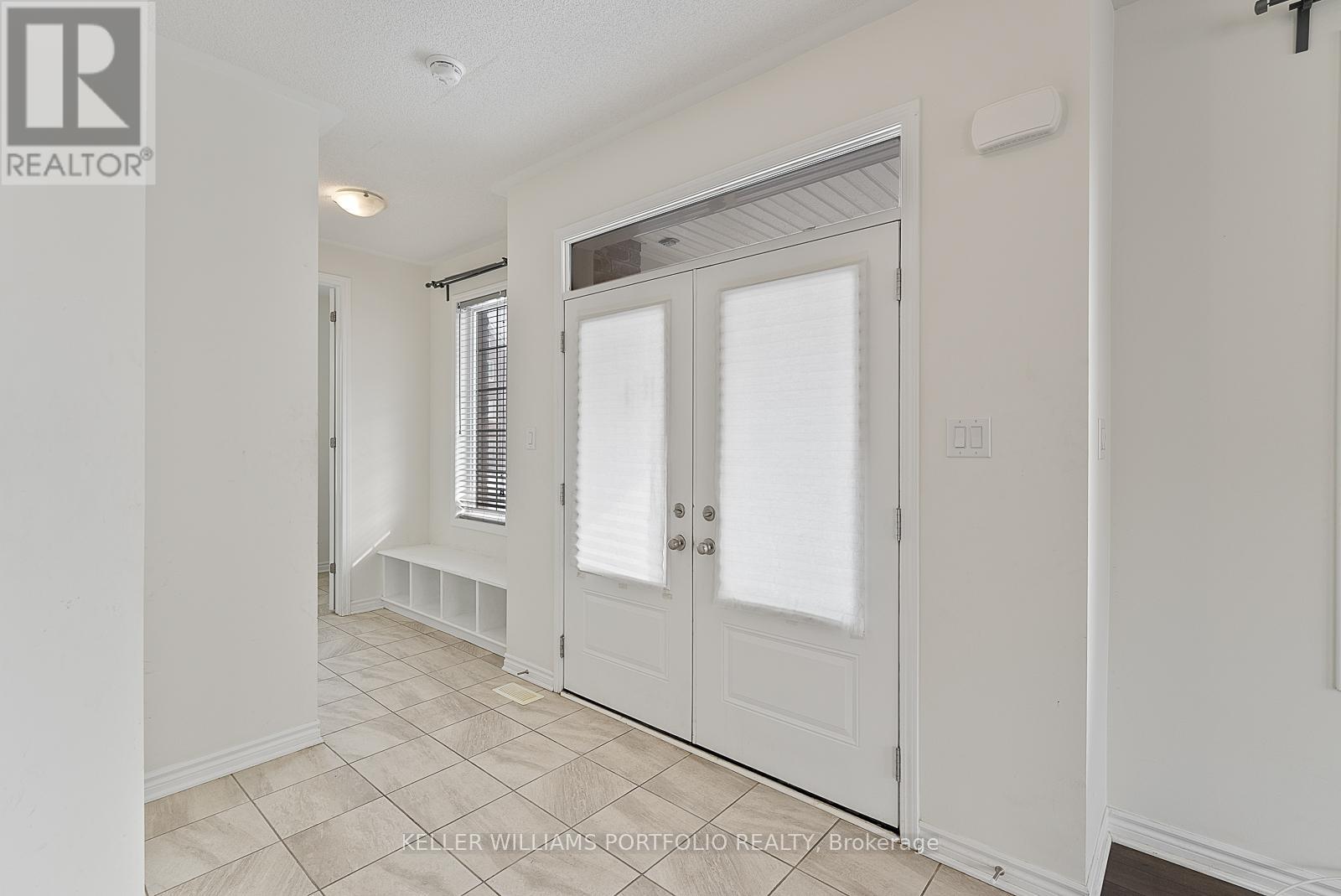 92 Callandar Road, Brampton, Ontario  L7A 5E2 - Photo 6 - W12757336