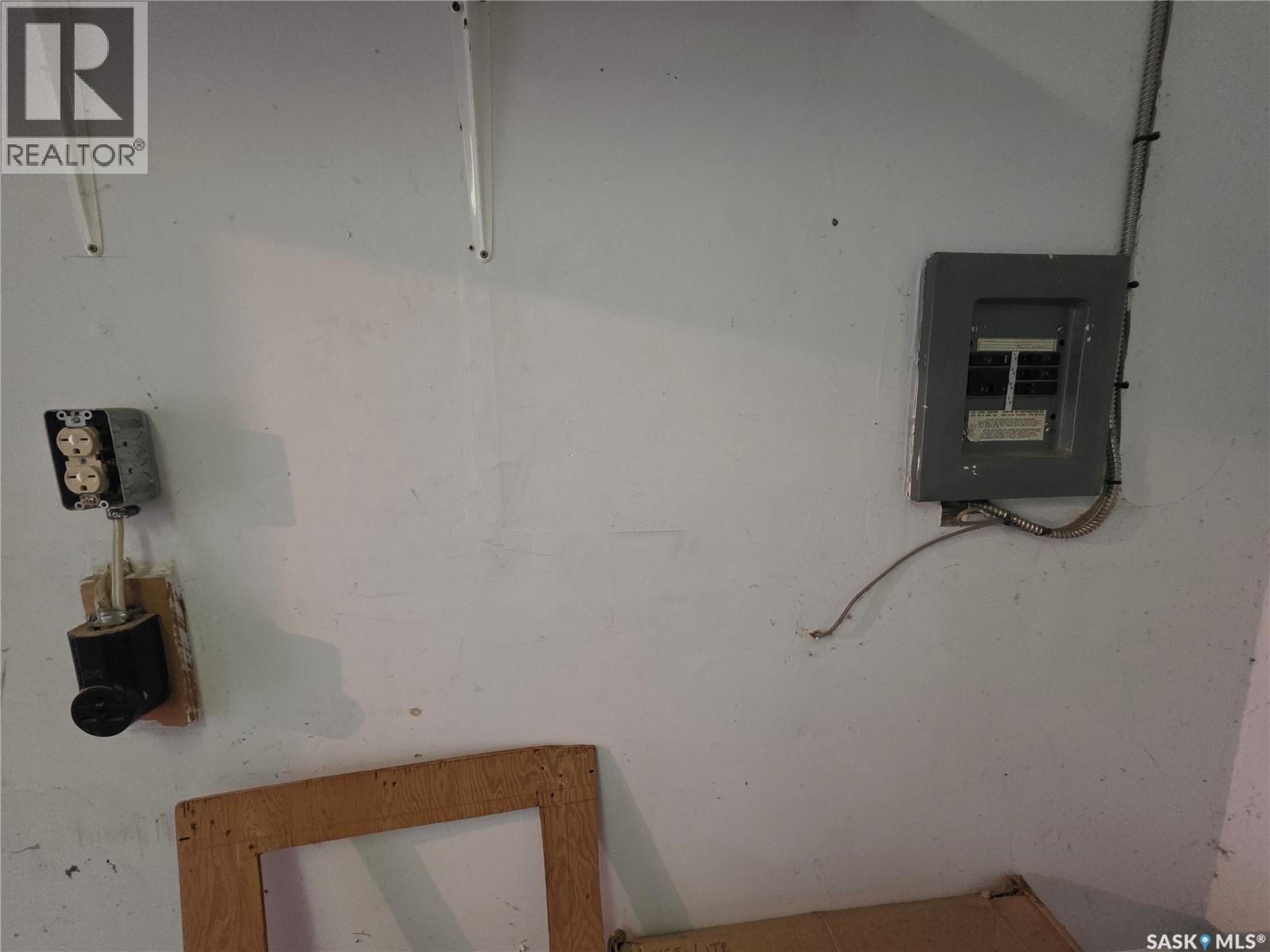 1420 Chaplin Street E, Swift Current, Saskatchewan  S9H 1K4 - Photo 31 - SK027930