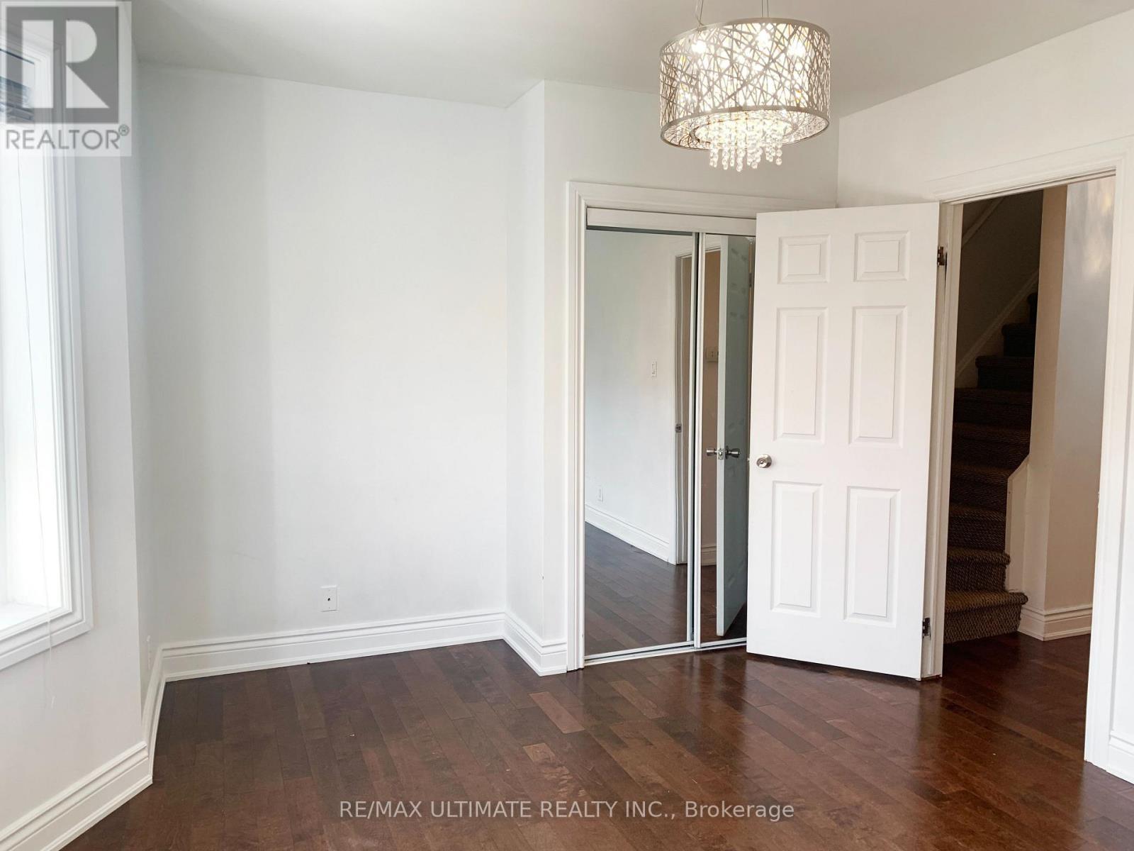 154a Christie Street, Toronto, Ontario  M6G 3B3 - Photo 9 - W12757268