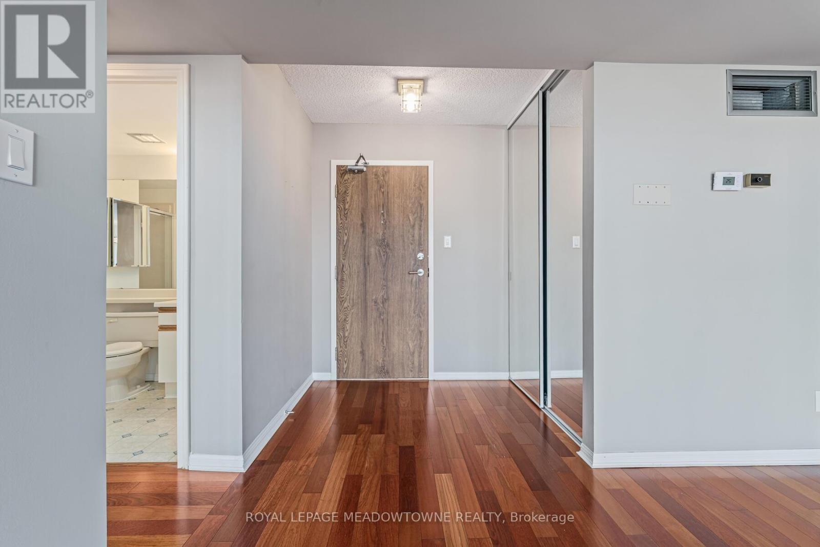 506 - 1230 Marlborough Court, Oakville, Ontario  L6H 3K6 - Photo 6 - W12757360