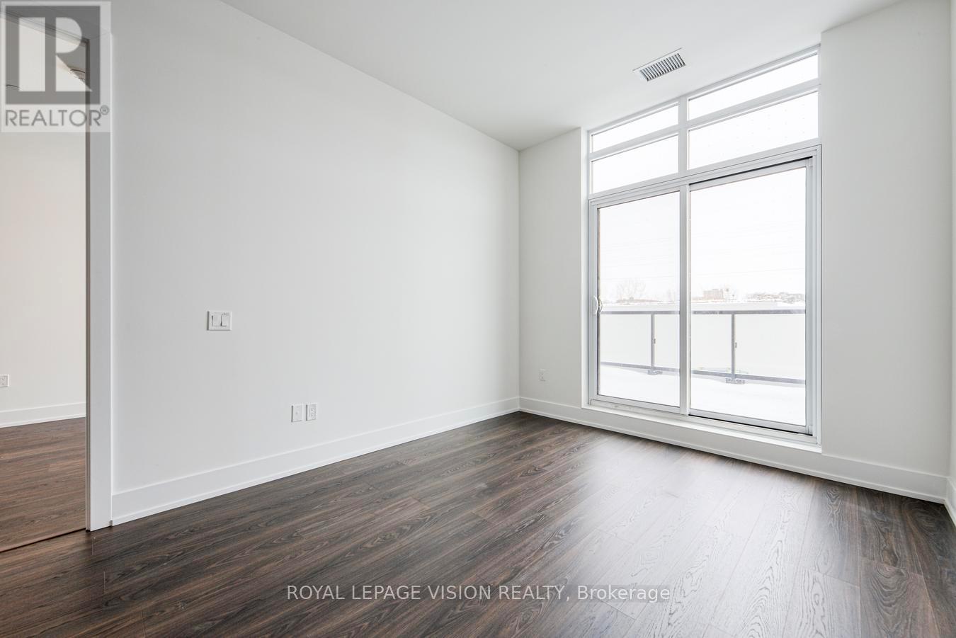 212 - 858 Dupont Street, Toronto, Ontario  M6G 0C1 - Photo 10 - W12757242