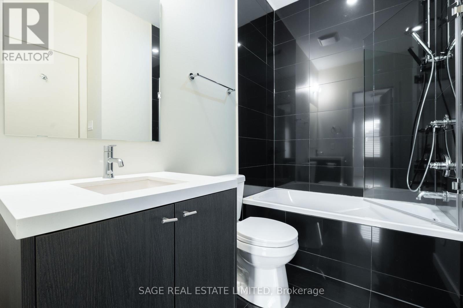 222 Vellwood Common, Oakville, Ontario  L6L 0E8 - Photo 19 - W12757410