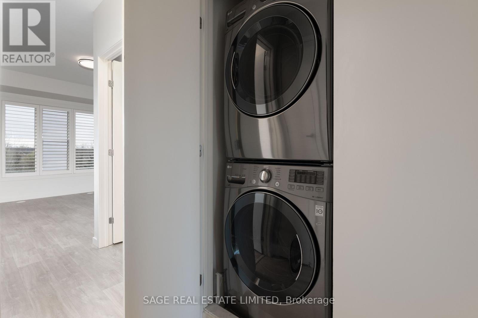 222 Vellwood Common, Oakville, Ontario  L6L 0E8 - Photo 25 - W12757410