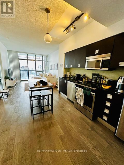 2805 - 33 Charles Street E, Toronto, Ontario  M4Y 0A2 - Photo 16 - C12748292