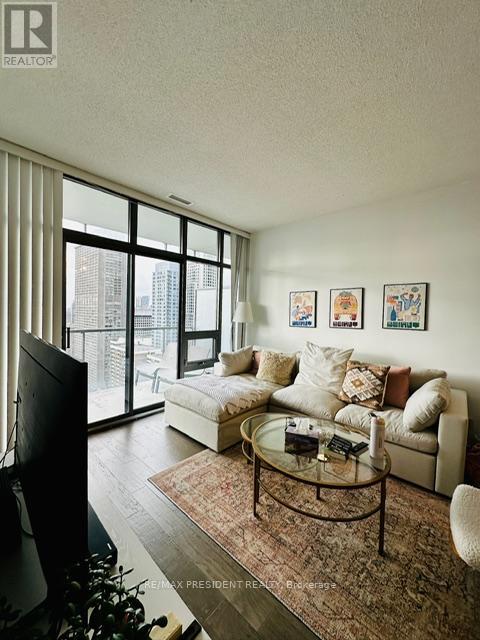 2805 - 33 Charles Street E, Toronto, Ontario  M4Y 0A2 - Photo 15 - C12748292