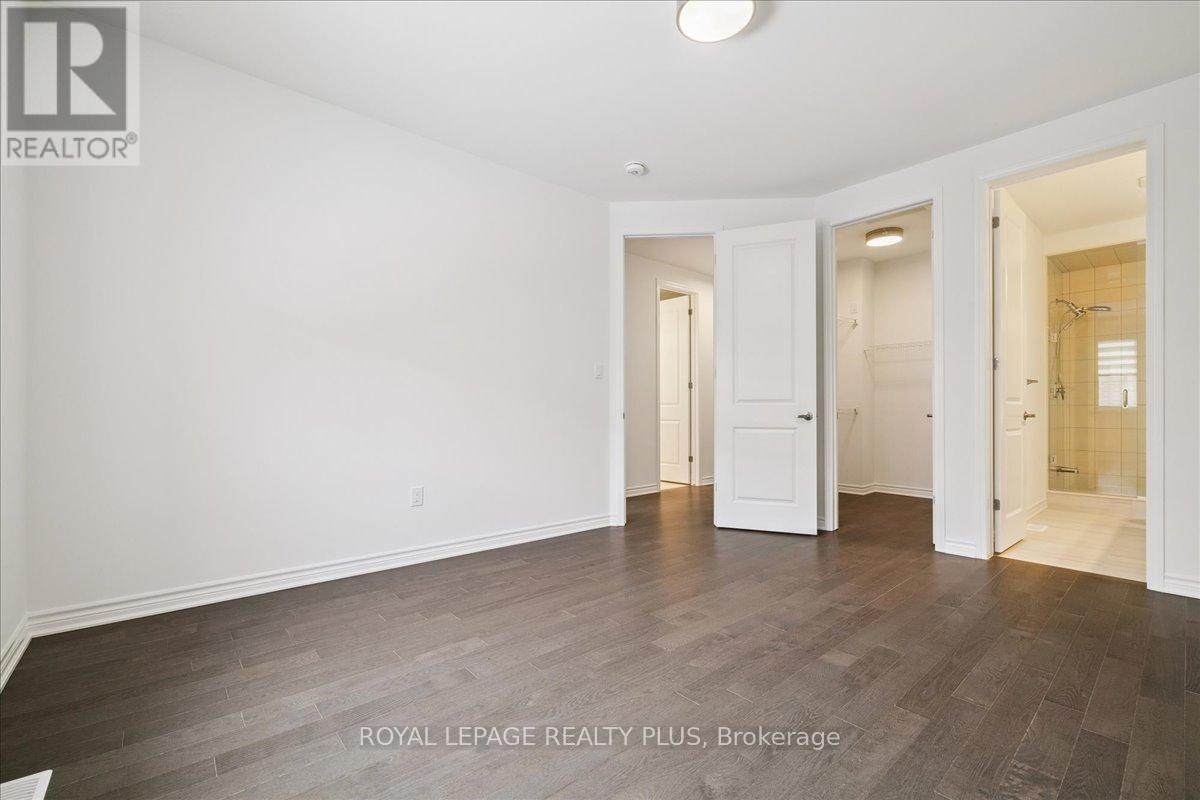 3224 Meadowridge Drive, Oakville, Ontario  L6H 8B4 - Photo 19 - W12757778