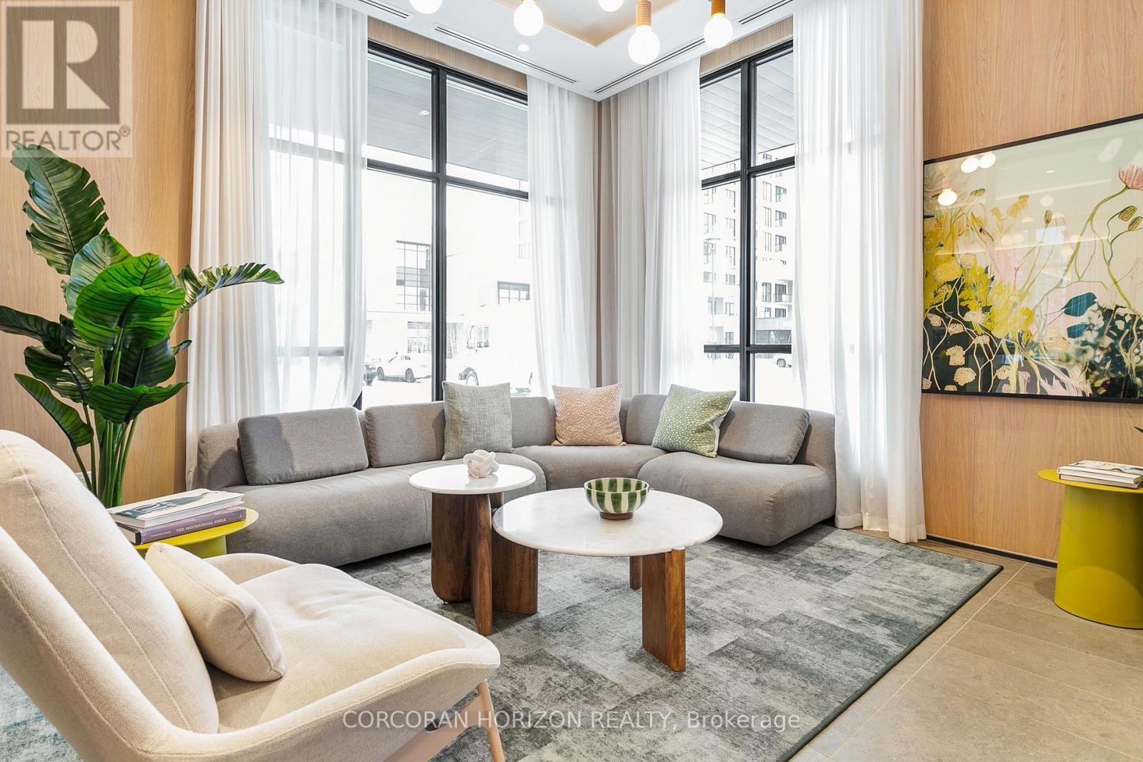 409 - 770 Whitlock Avenue, Milton, Ontario  L9E 2B2 - Photo 2 - W12757576