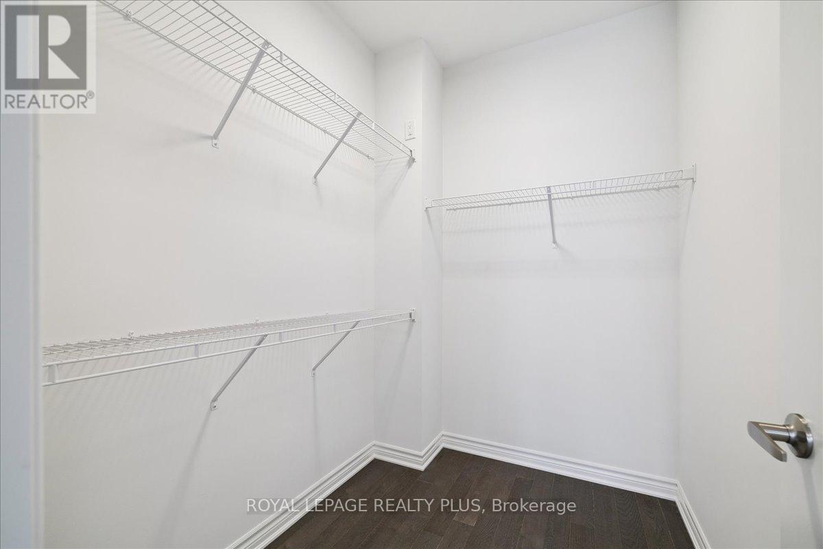 3224 Meadowridge Drive, Oakville, Ontario  L6H 8B4 - Photo 21 - W12757778