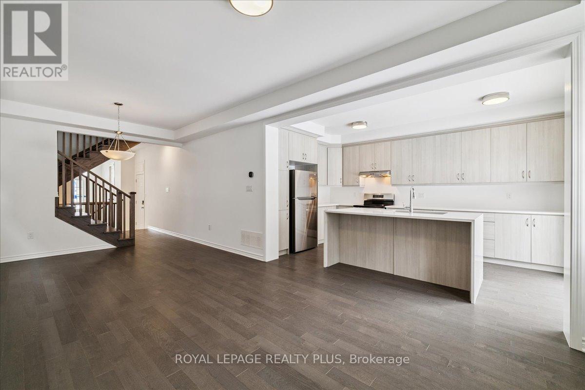 3224 Meadowridge Drive, Oakville, Ontario  L6H 8B4 - Photo 11 - W12757778