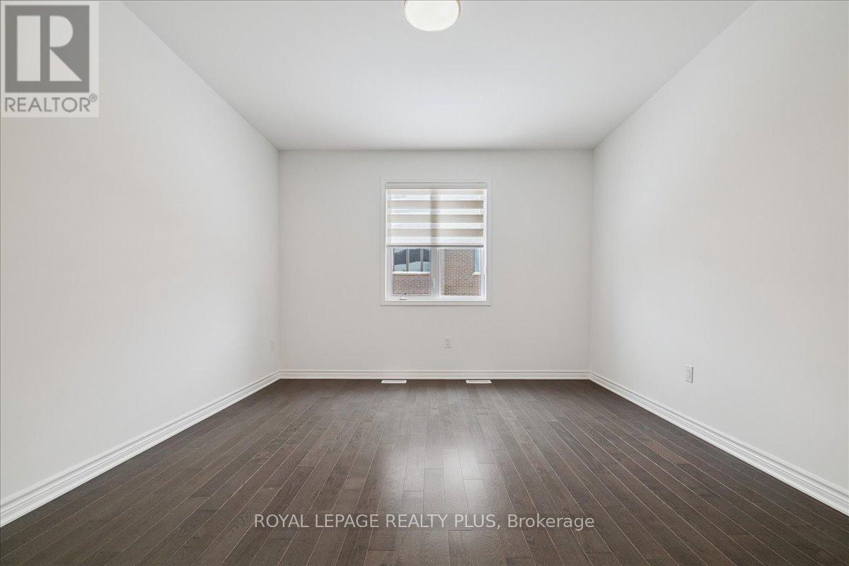 3224 Meadowridge Drive, Oakville, Ontario  L6H 8B4 - Photo 18 - W12757778