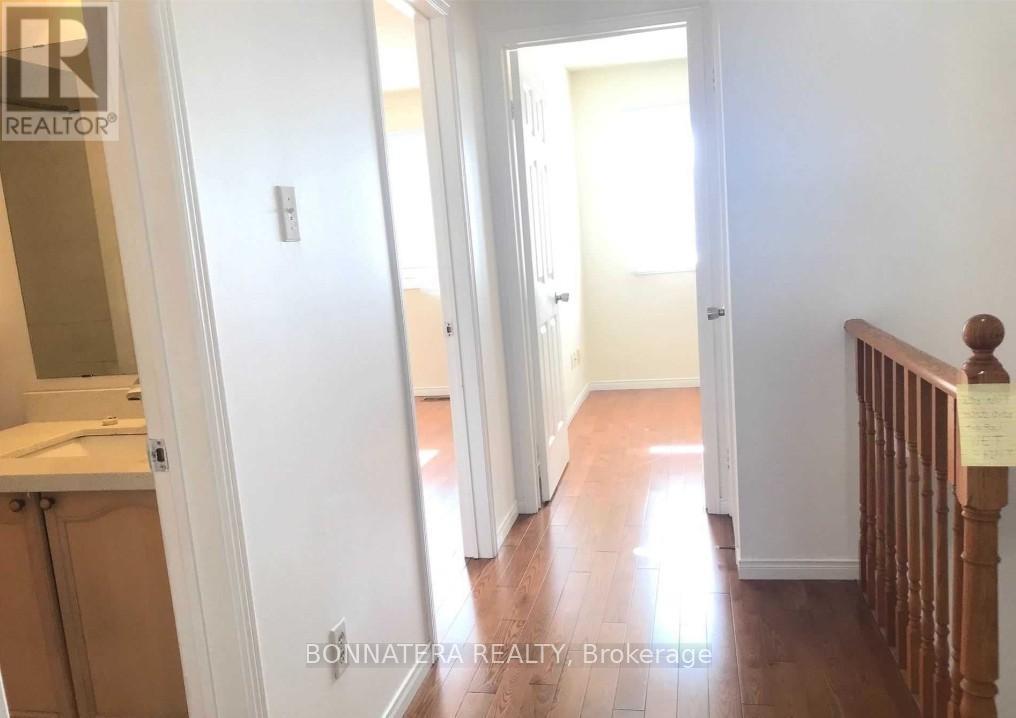 5359 Bullrush Drive, Mississauga, Ontario  L5V 2C1 - Photo 14 - W12757976