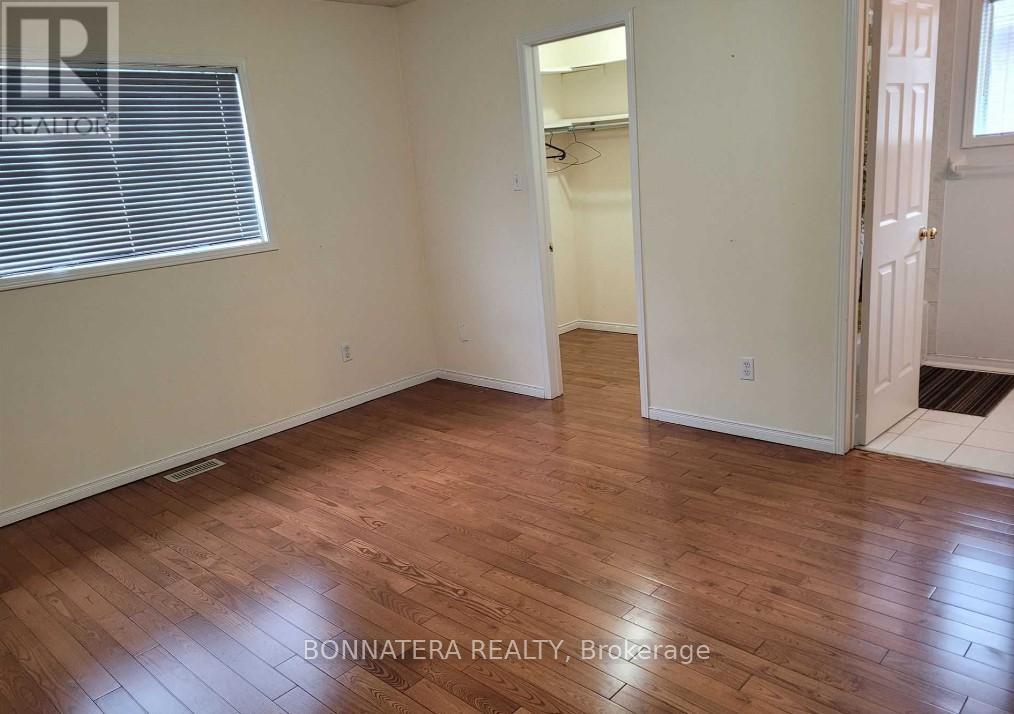 5359 Bullrush Drive, Mississauga, Ontario  L5V 2C1 - Photo 15 - W12757976